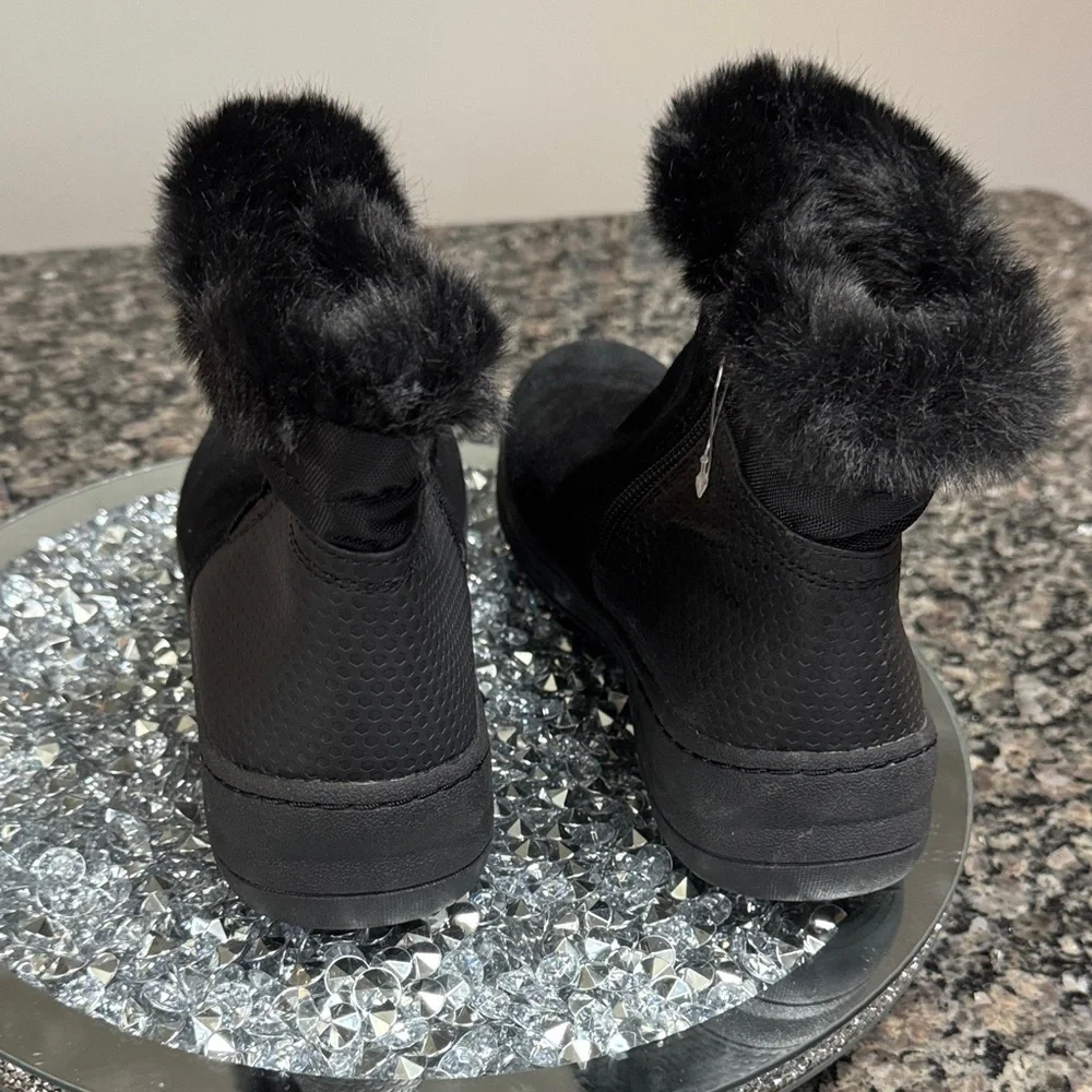 BareTraps Black Fur-Lined suede water resistant winter Boots NWT 8.5